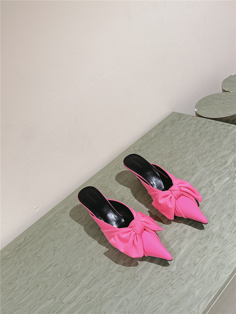 ba1en*iaga new silk cloth shoes Marg*e1a replica shoes