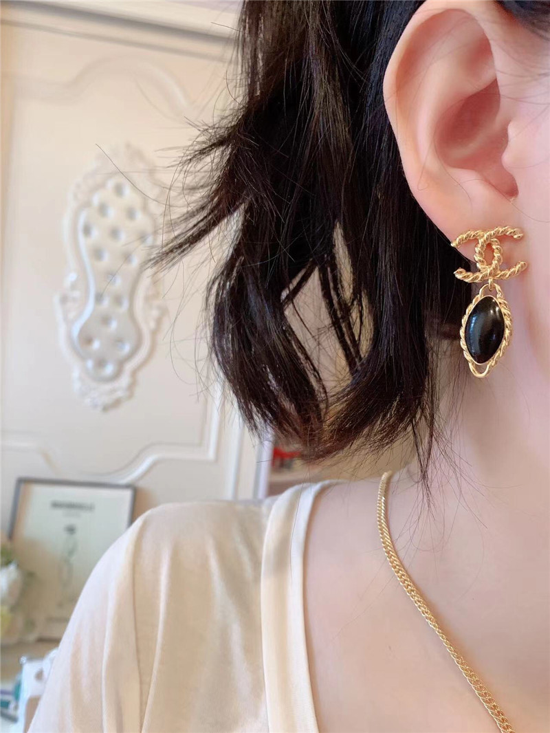 ch**el twisted double c D1am0nd earrings