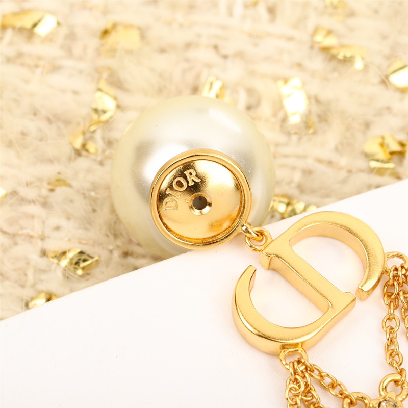 D10r triple tassel double bead earrings
