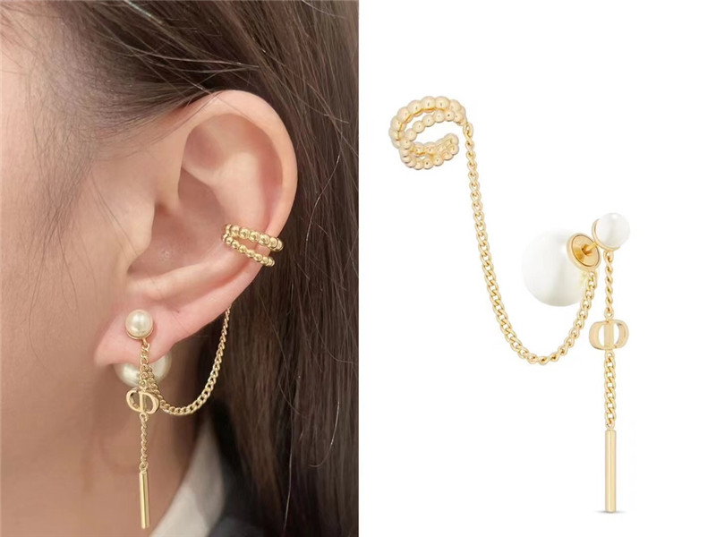 D10r new earrings