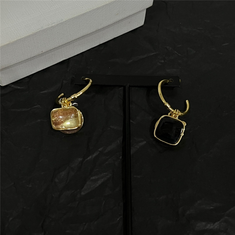 Ce1i*e new earrings