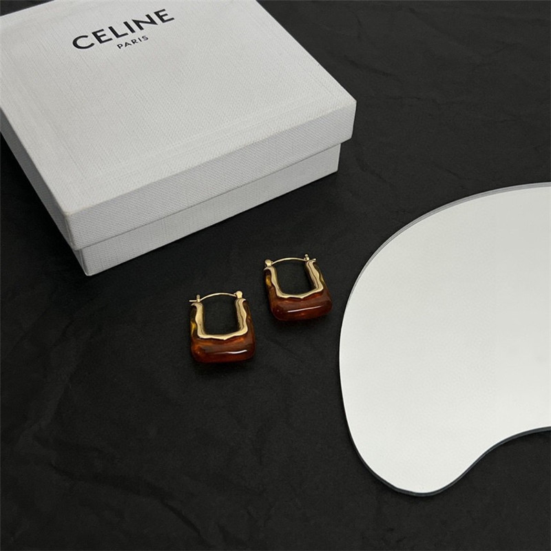 Ce1i*e new earrings