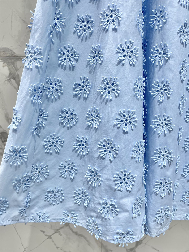 Va1e*ntin0 hollow embroidered skirt replicas clothes