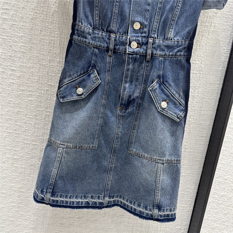a1exa*der Mcqv*en roll sleeve denim dress replicas clothes