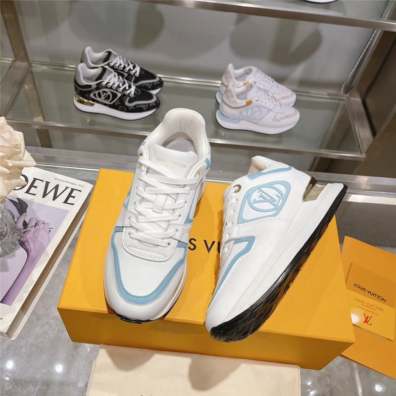 l0vis Vvtt0n lv run away sneakers in light blue
