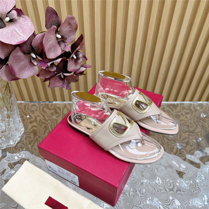 va1e*ntin0 hollow logo slippers Marg*e1a replica shoes