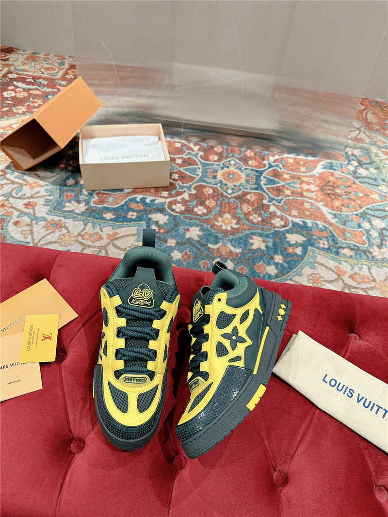 l0vis Vvtt0n lv skate trainers in bold green