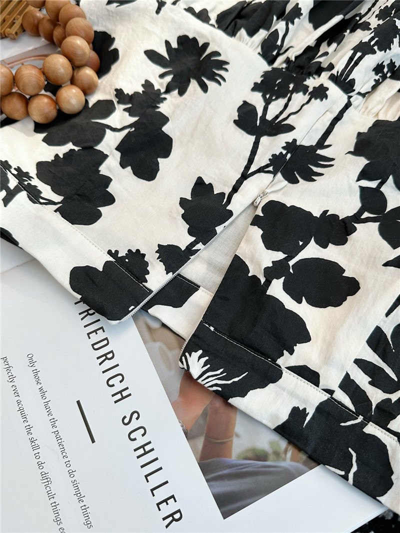Vanitoo ribbon printed skirt replicas clothes