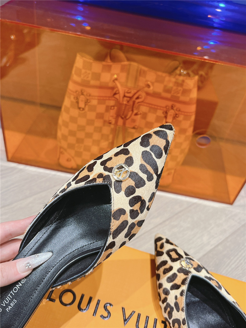 l0vis Vvtt0n lv pointed toe high heel sandals replica shoes