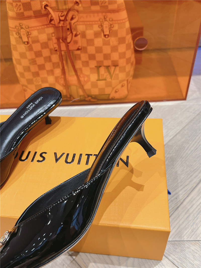 l0vis Vvtt0n lv pointed toe high heel sandals replica shoes