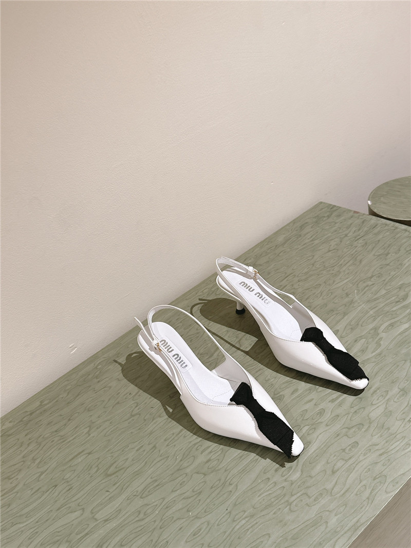 m1um1u new hollow sandals Marg*e1a replica shoes