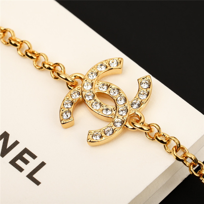 Ch**el five-pointed star double c pearl sweater chain