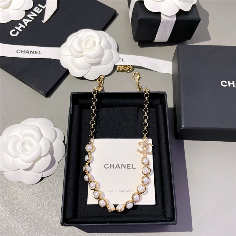 Ch**el small incense necklace