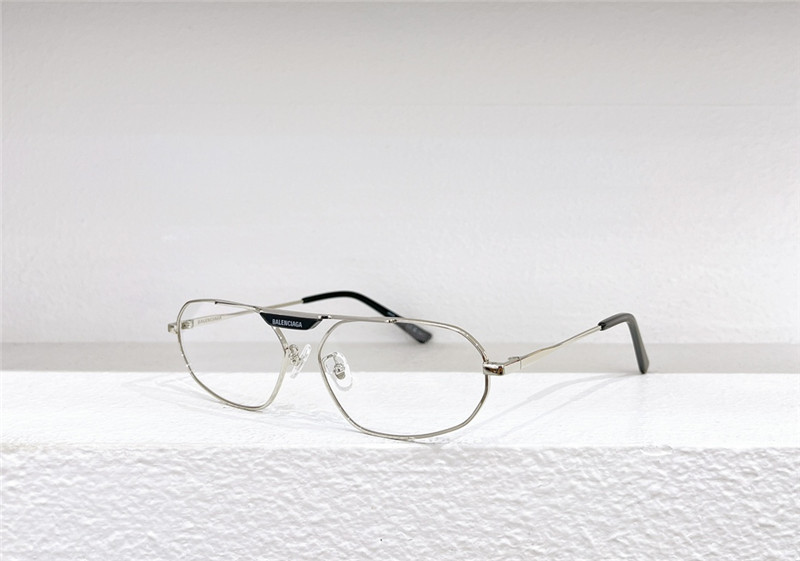 Ba1en*iaga stylish and cool sunglasses