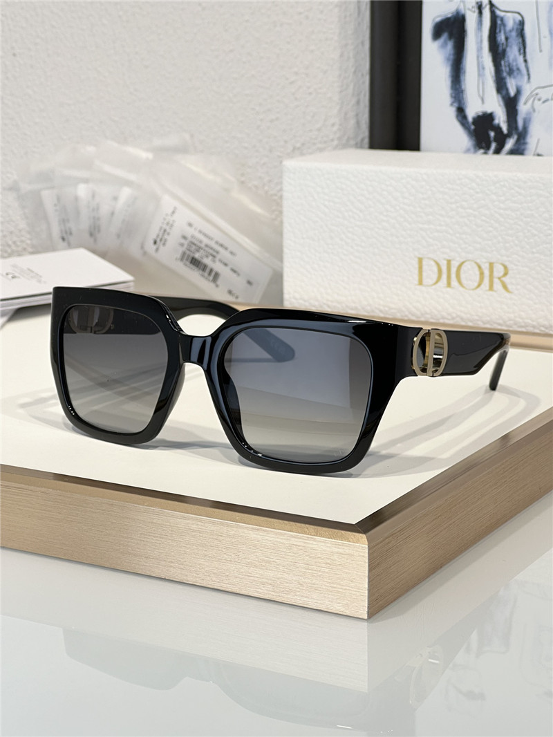 D10r 30montaigne s8u 95m0 sunglasses