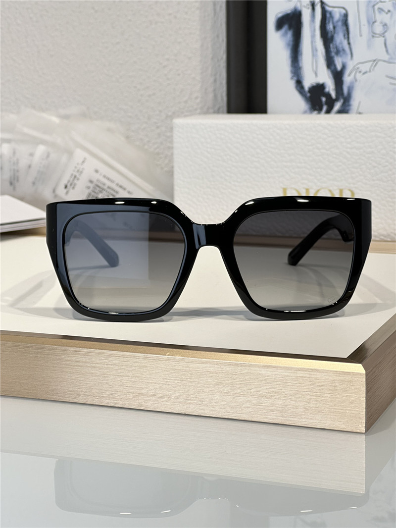 D10r 30montaigne s8u 95m0 sunglasses