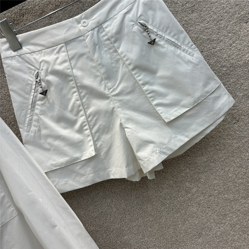 Pra*a triangle logo decorative set cheap designer replica clothes