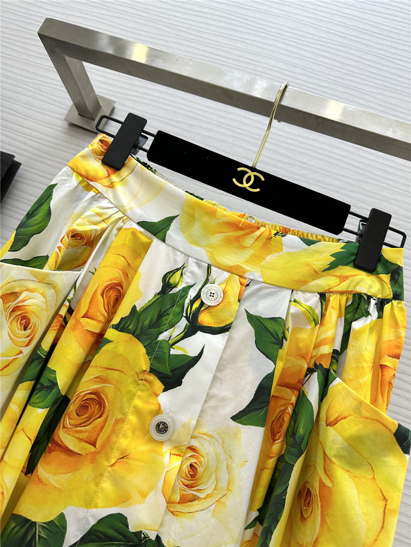 Dolce & Gabbana d&g rose skirt replica clothes