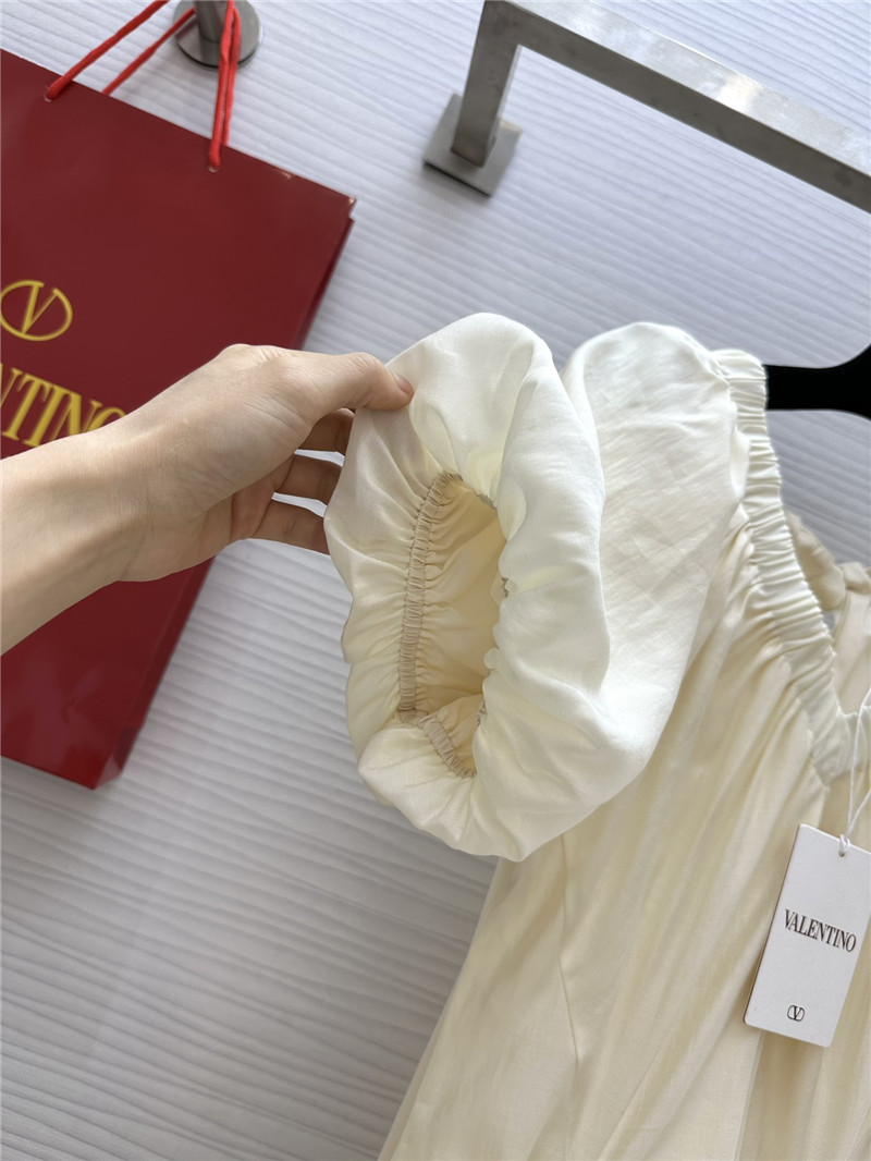 Va1e*ntin0 v-neck puff sleeve dress replica d&g clothing