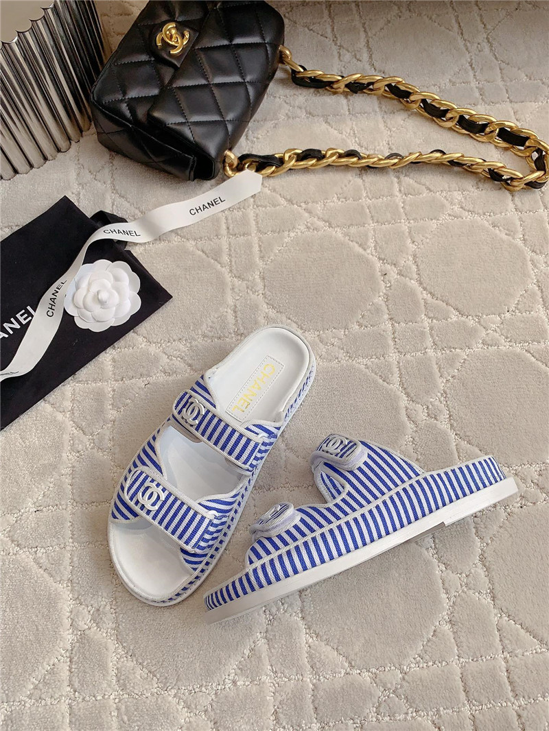 Ch**el white blue dad slides