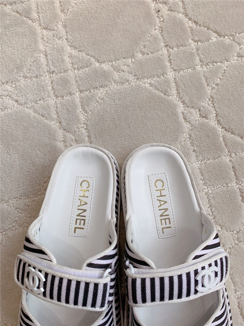 Ch**el white gray dad slides