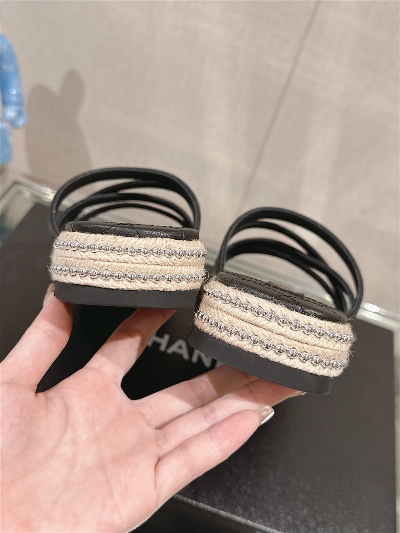 Ch**el cross leather platform slippers black