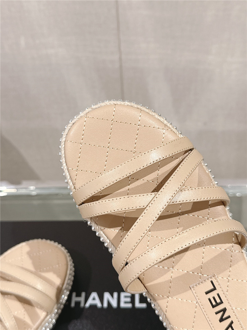 Ch**el cross rope platform slippers beige