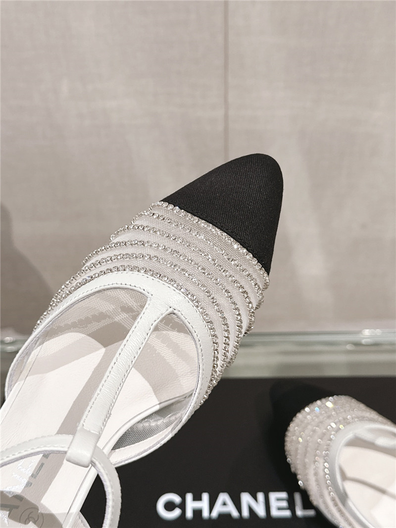 Ch**el interlocking logo t-strap pumps