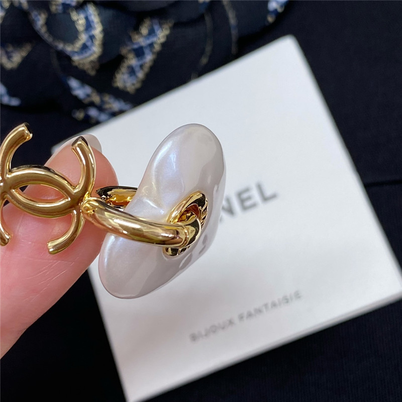 Ch**el gold double c white love necklace