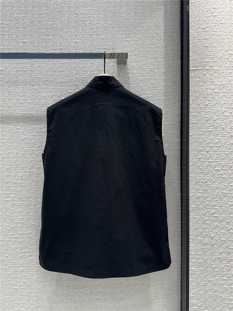 Bv*b*rry stand collar sleeveless shirt replica designer clothes