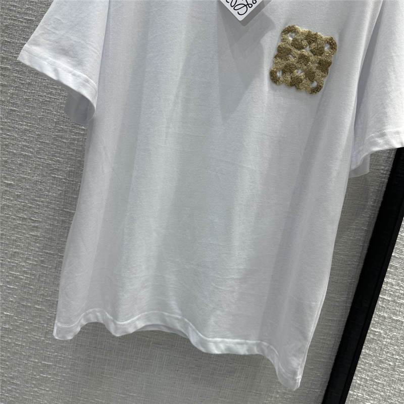 L0ew*! toothbrush embroidered large logo t-shirt replica clothes