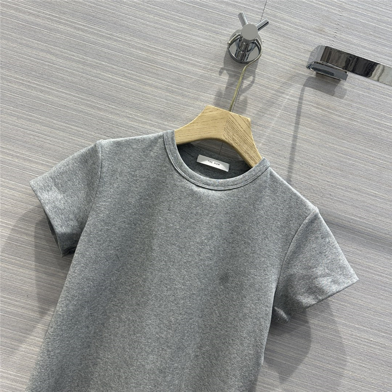 The R0w classic basic three-color treplica d&g clothing