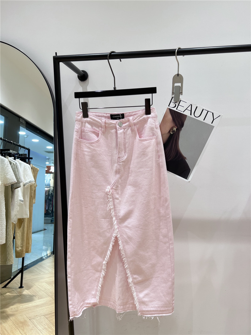 Ch**el new skirt cheap designer replica clothes