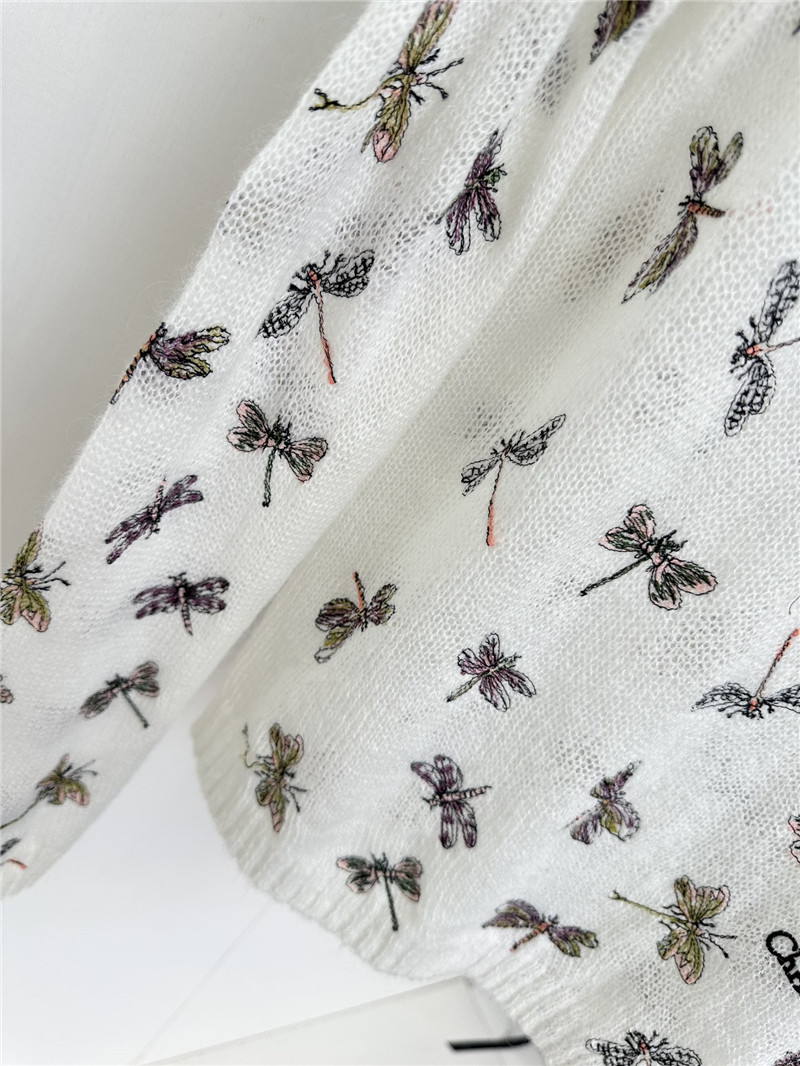 D10r embroidery dragonfly sweater in white
