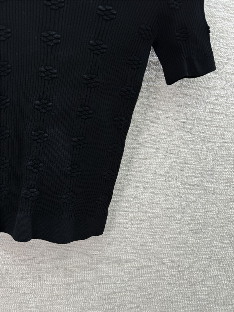 Ch**el jacquard short-sleeve knit top in black
