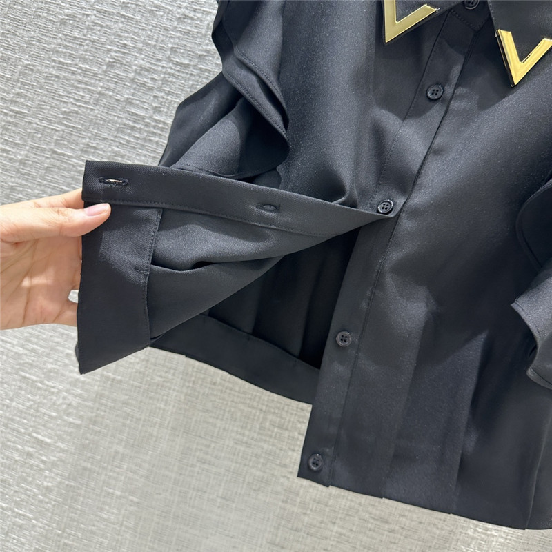 Va1e*ntin0 ruffled sleeveless short shirt replica clothes