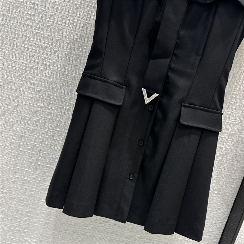 Va1e*ntin0 short sleeve dress replica clothing