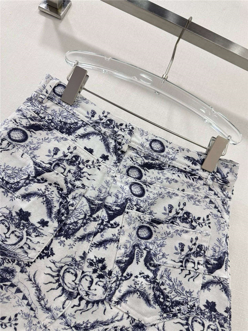 D10r new skirt cheap replica designer clothes