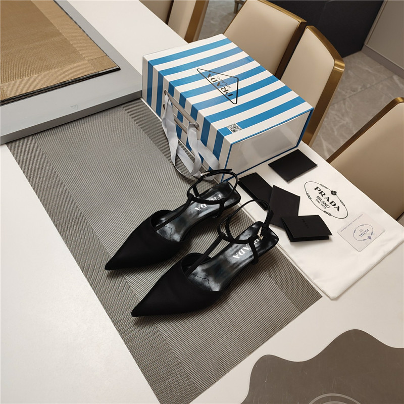 Pra*a leather slingback pumps in black