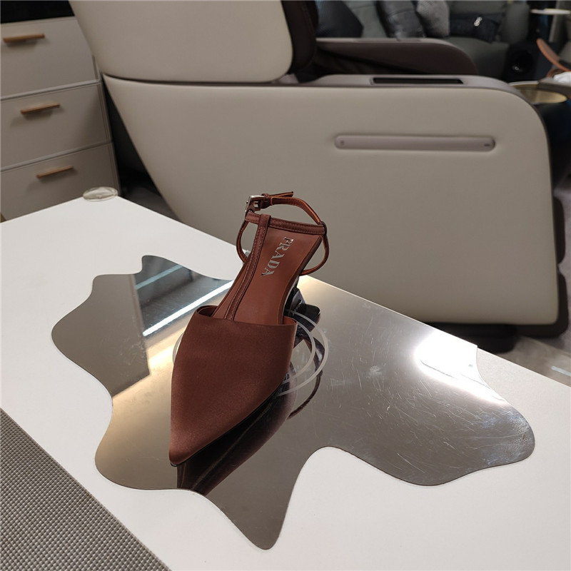 Pra*a leather slingback pumps in brown