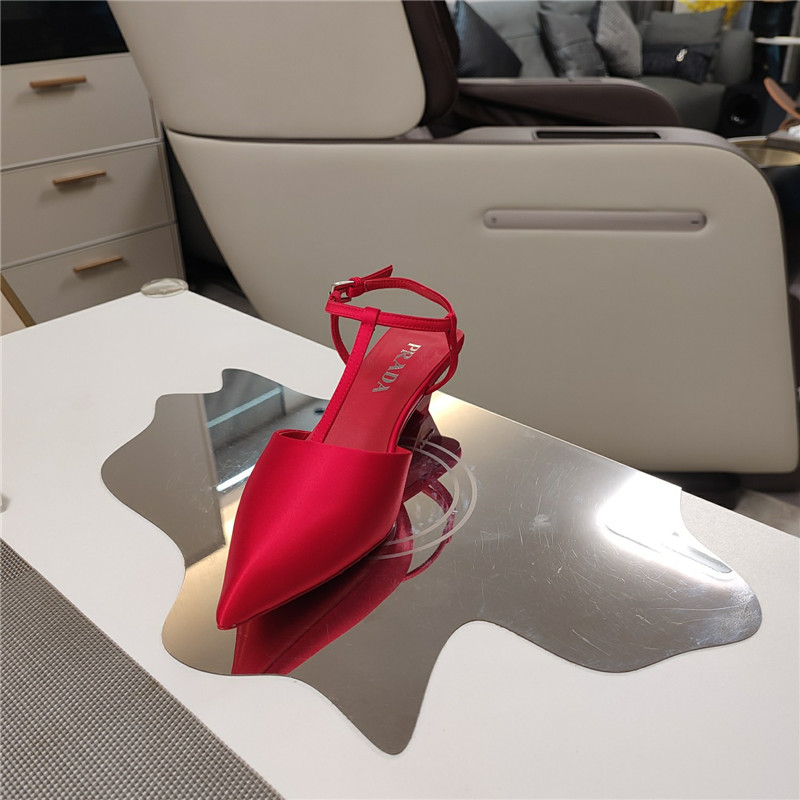 Pra*a pink leather slingback pumps