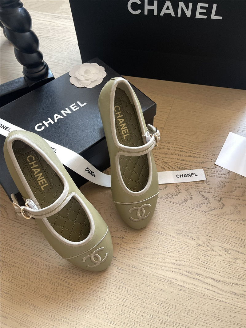 Ch**el mary janes green leather ballet flats