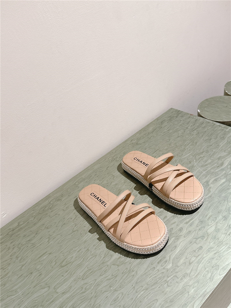Ch**el logo espadrilles beige slides