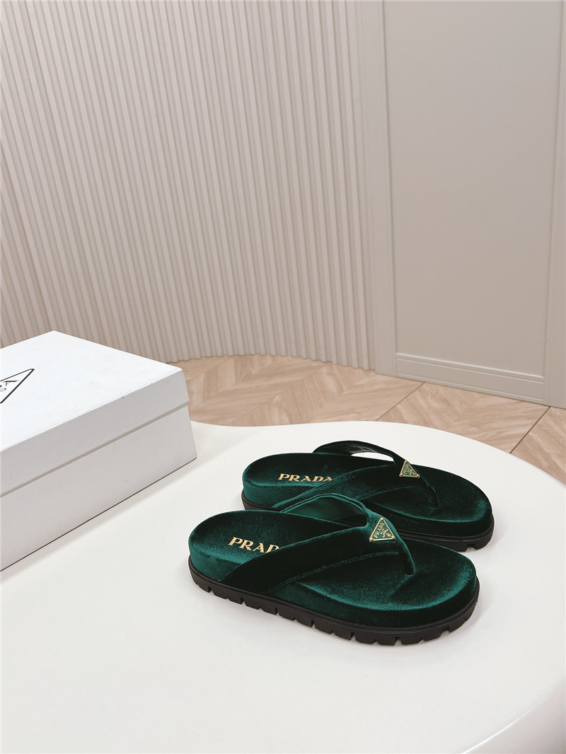 Pra*a velvet thong flip-flops in green