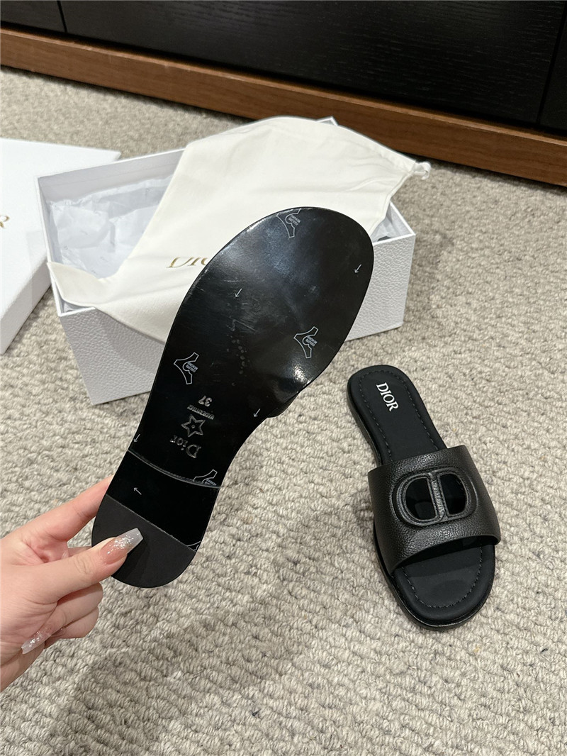 D10r d-club black leather slides