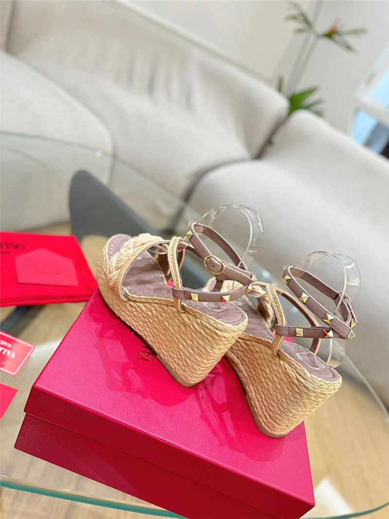 Va1e*ntin0 garavani rockstud raffia leather espadrille sandals beige