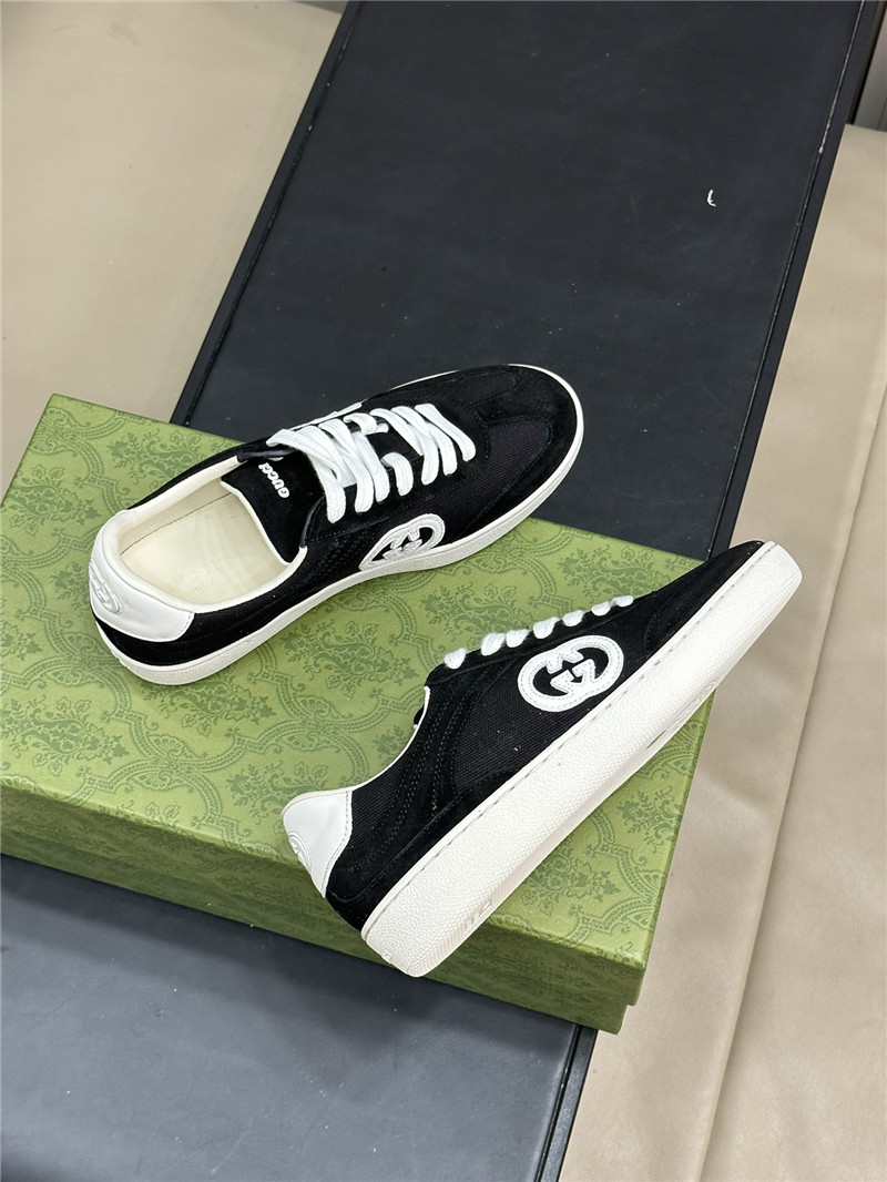 Gvc*1 gg logo lace-up black sneakers