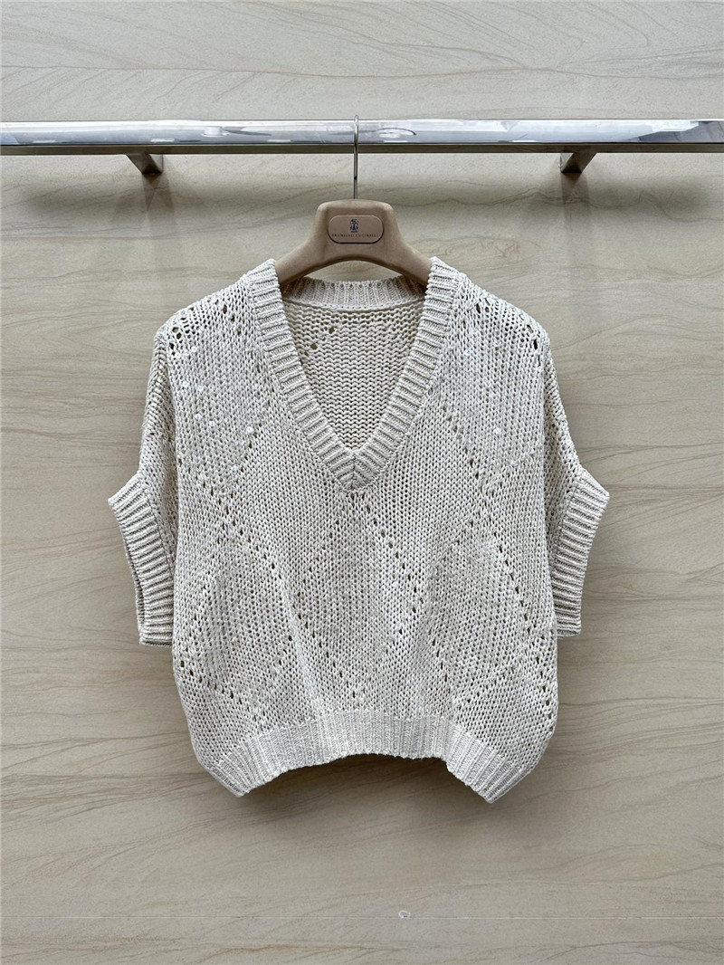 BC V-Neck Bat Sleeve Knit Vest