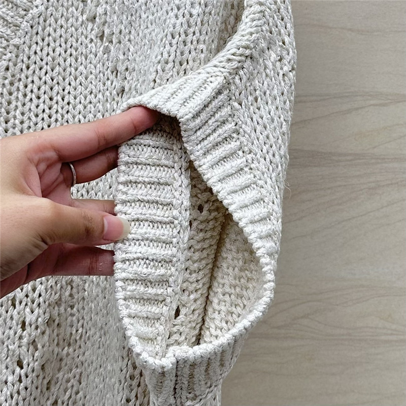 BC V-Neck Bat Sleeve Knit Vest