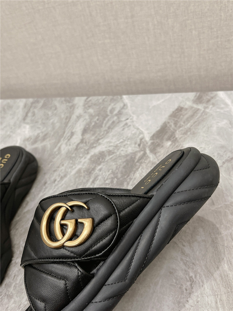 Gvc*1 marmont slide sandals in black